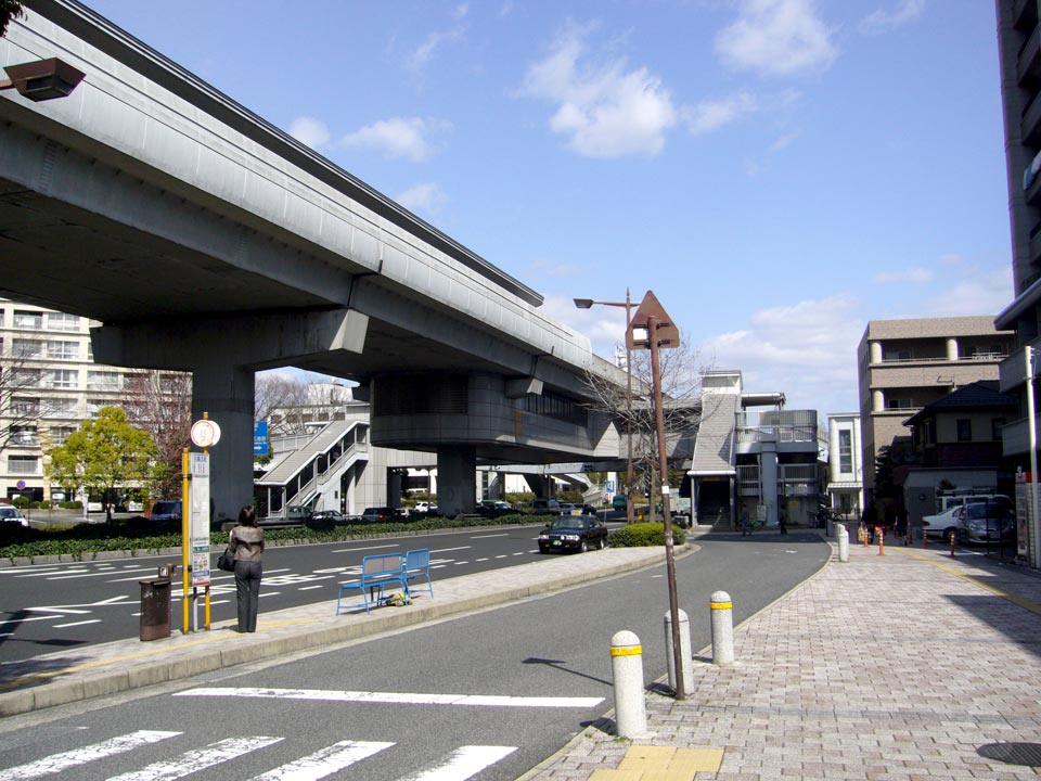 アストラムライン白島駅前