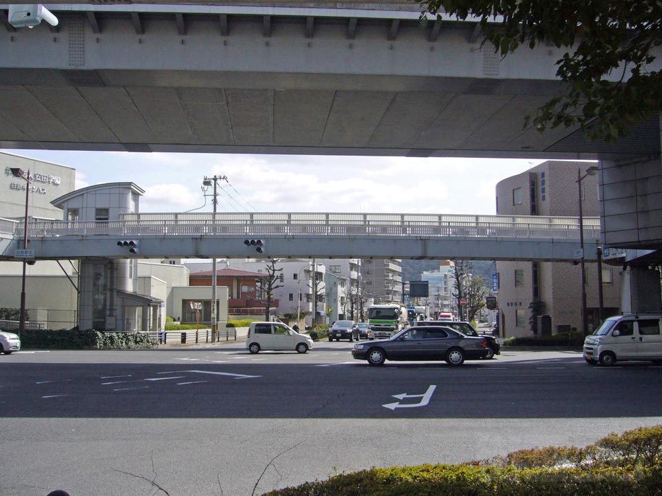 白島駅前交差点
