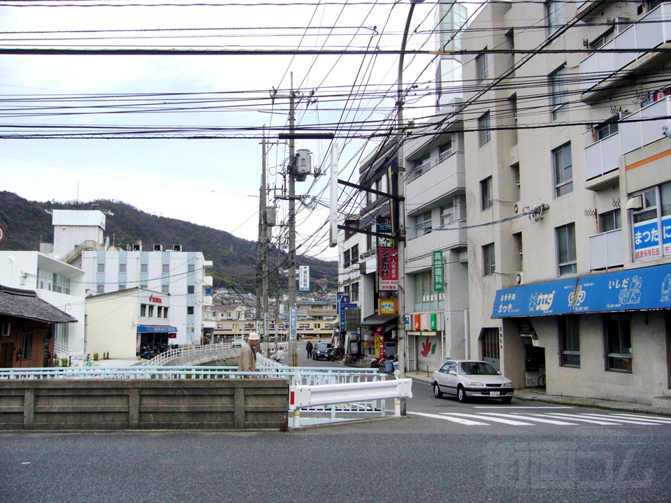 海田川橋交差点