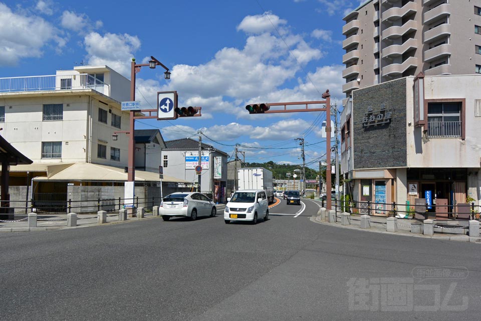 宮島口駅前交差点
