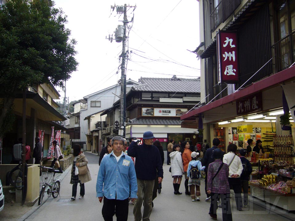 宮島表参道商店街