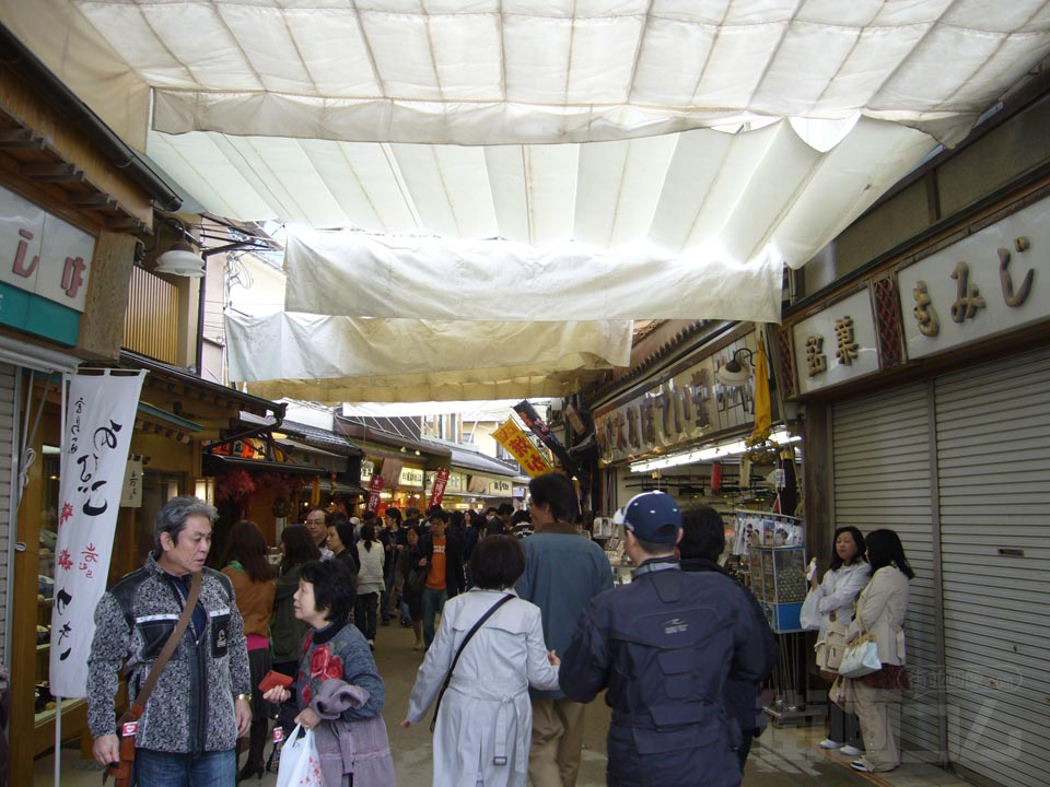 宮島表参道商店街