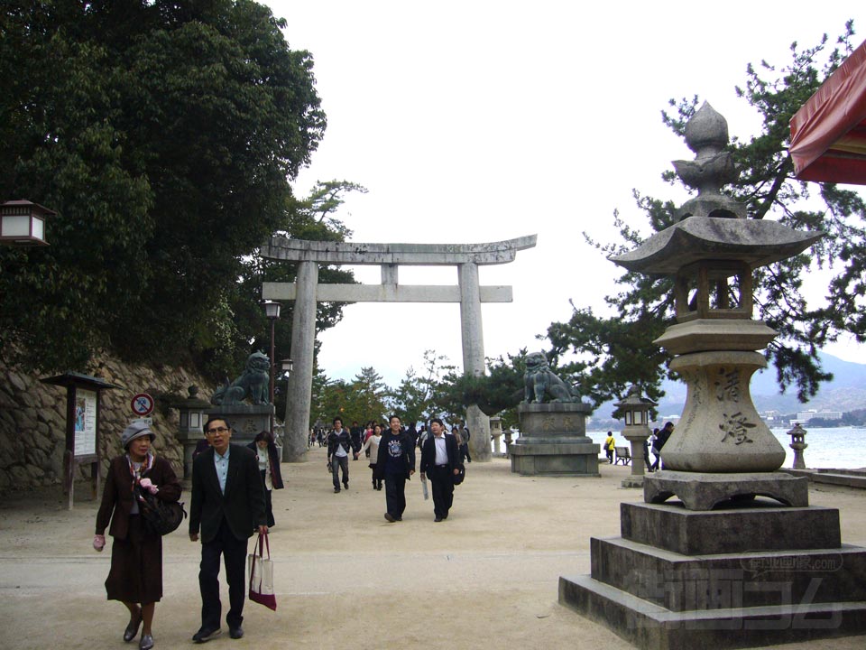 厳島神社