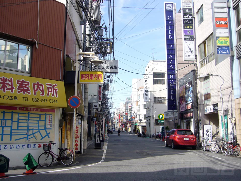 薬研堀通り