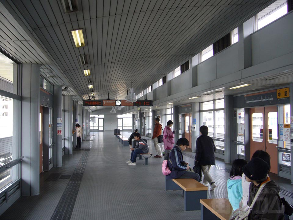 アストラムライン中筋駅