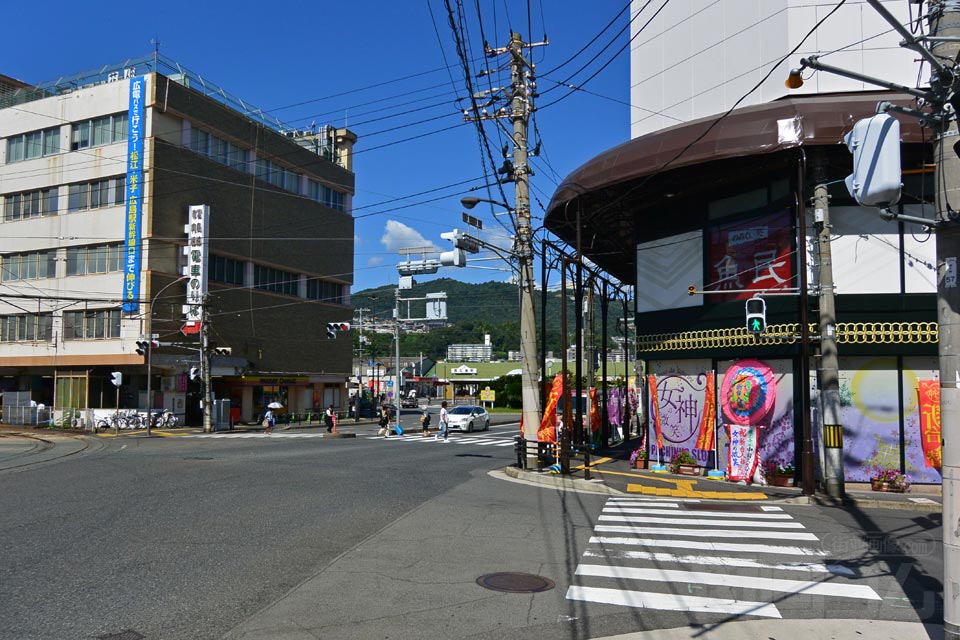 西広島駅前交差点