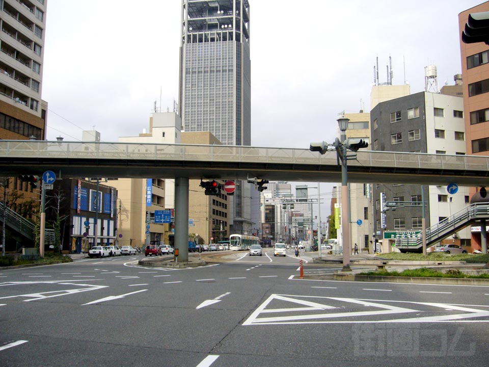 鷹野橋交差点