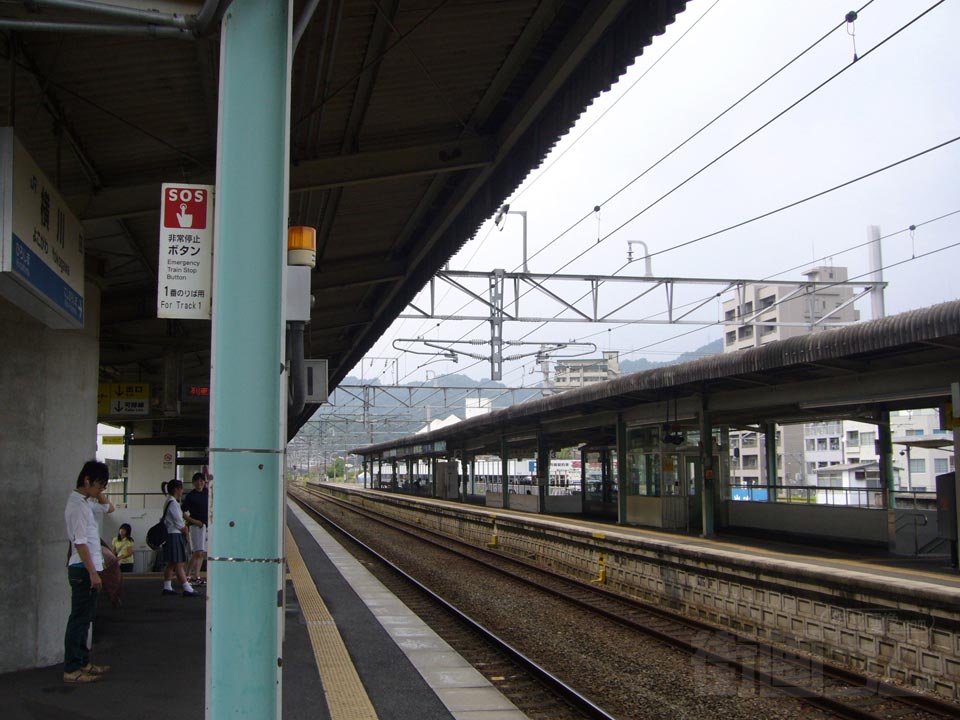 JR横川駅ホーム(JR山陽本線)