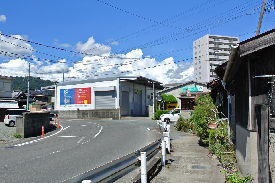 JR上山口駅前写真画像