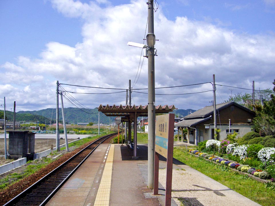 JR地蔵橋駅ホーム写真画像