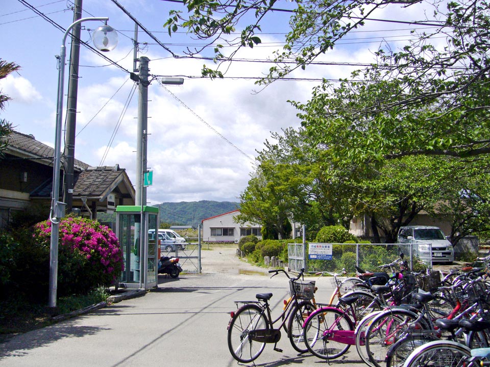 JR地蔵橋駅前写真画像