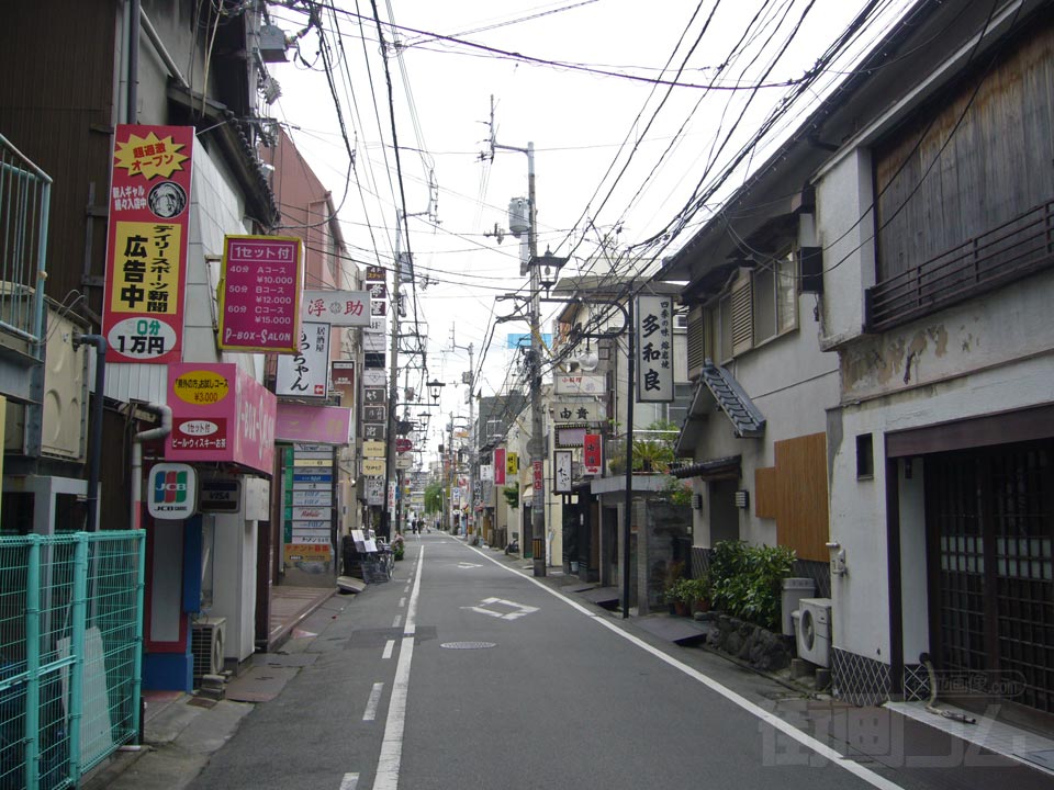 鷹匠町1丁目商店街
