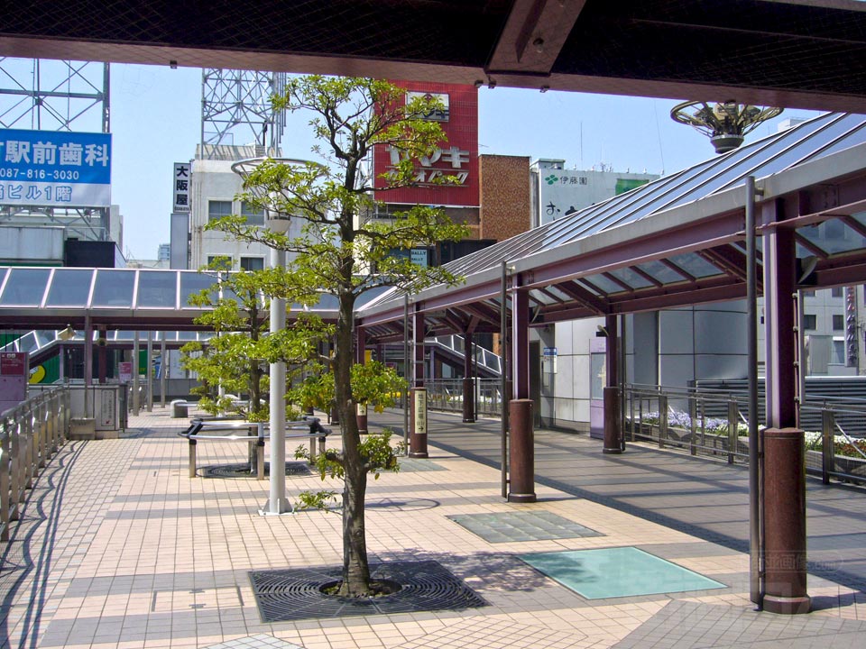 ことでん瓦町駅西口前写真画像