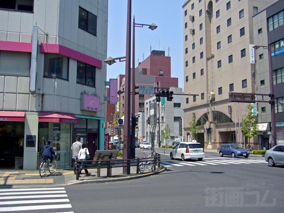 瓦町一丁目交差点写真画像