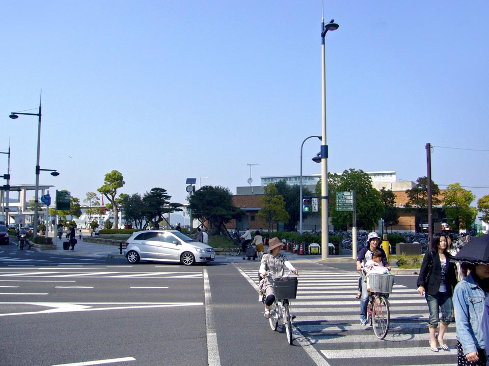 サンポート高松玉藻交差点