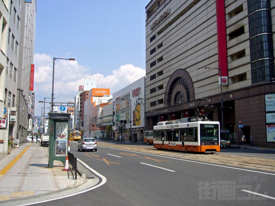 一番町通り(国道11号線)