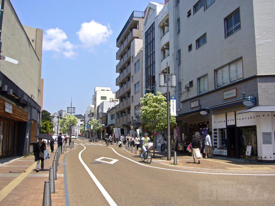 ロープウェー街