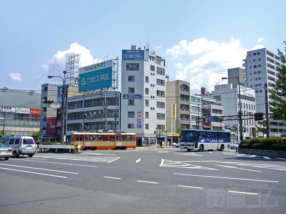 松山駅前交差点写真画像