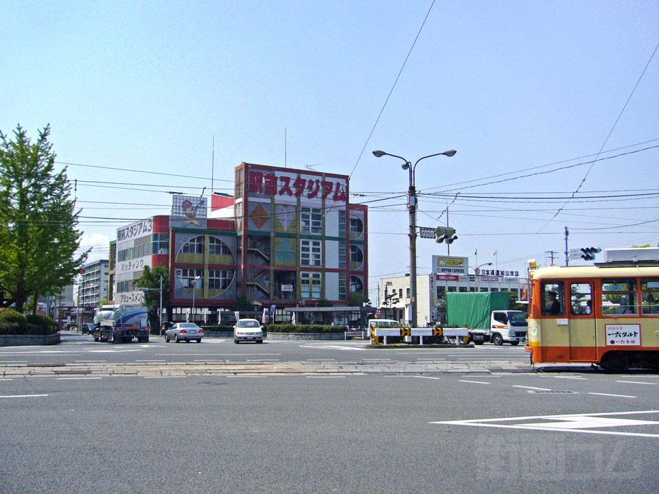 松山駅前交差点写真画像