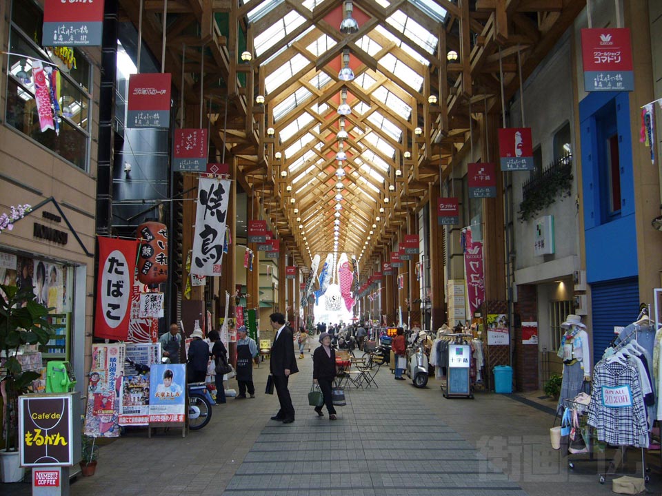 はりまや橋商店街