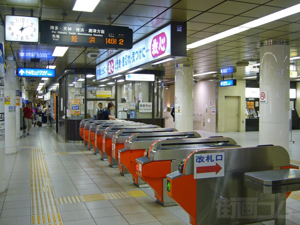 福岡市営地下鉄福岡空港駅改札口