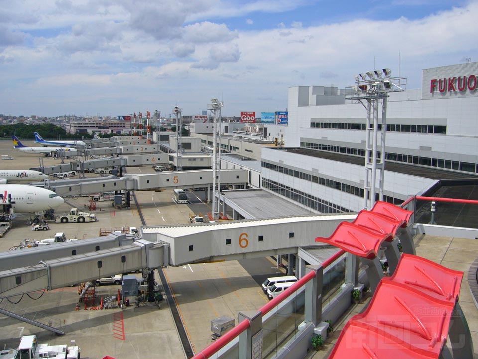 福岡空港