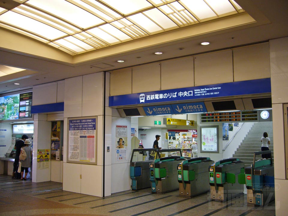 西鉄福岡(天神)駅中央口