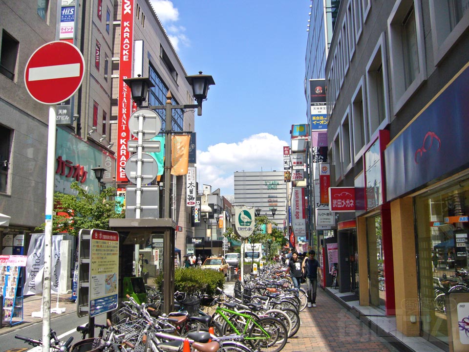 天神サザン通り