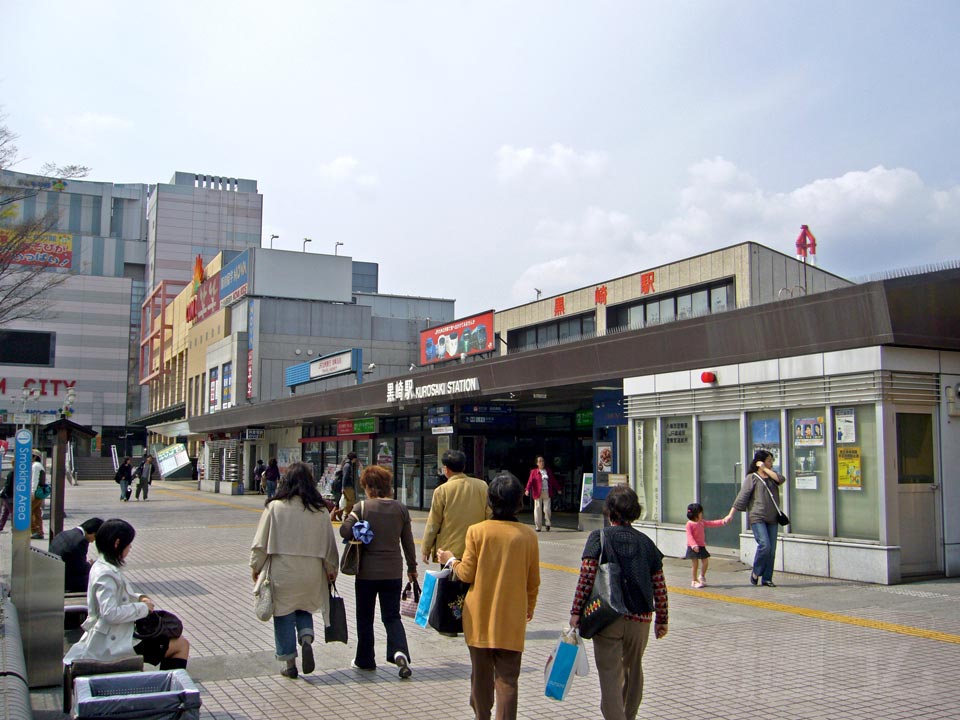 JR黒崎駅前