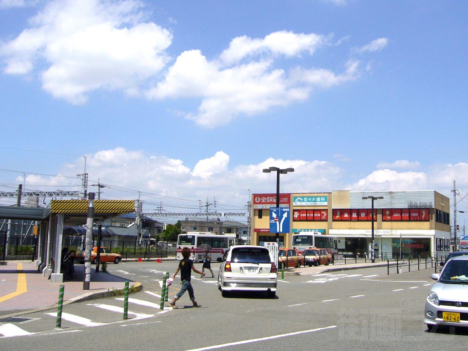 西鉄二日市駅東口写真画像