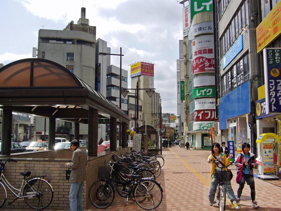 西鉄久留米駅西口前