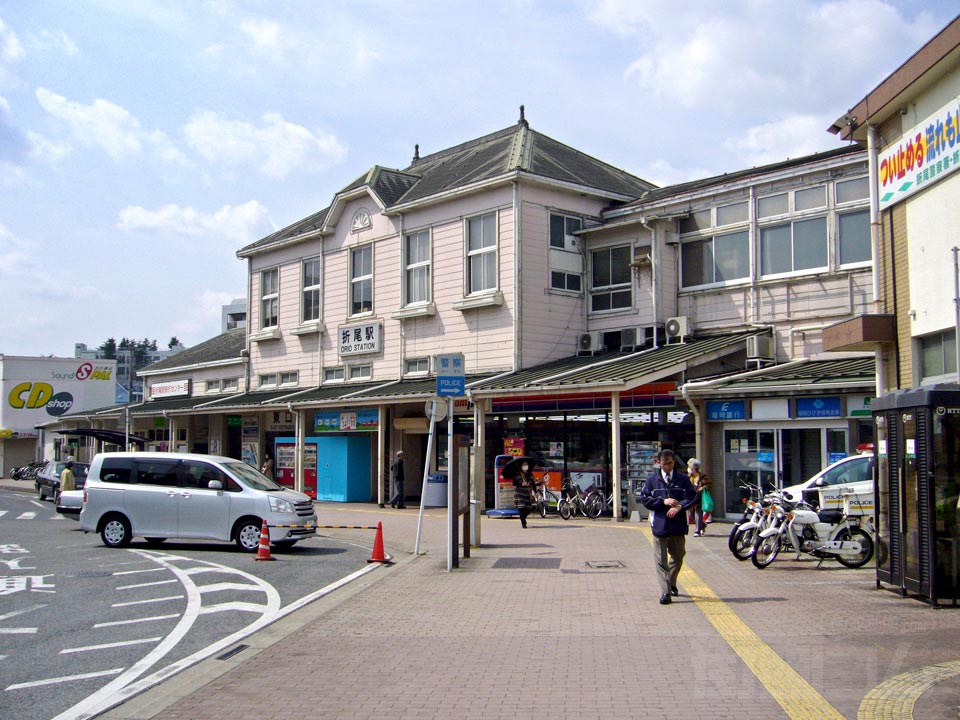 JR折尾駅東口写真画像
