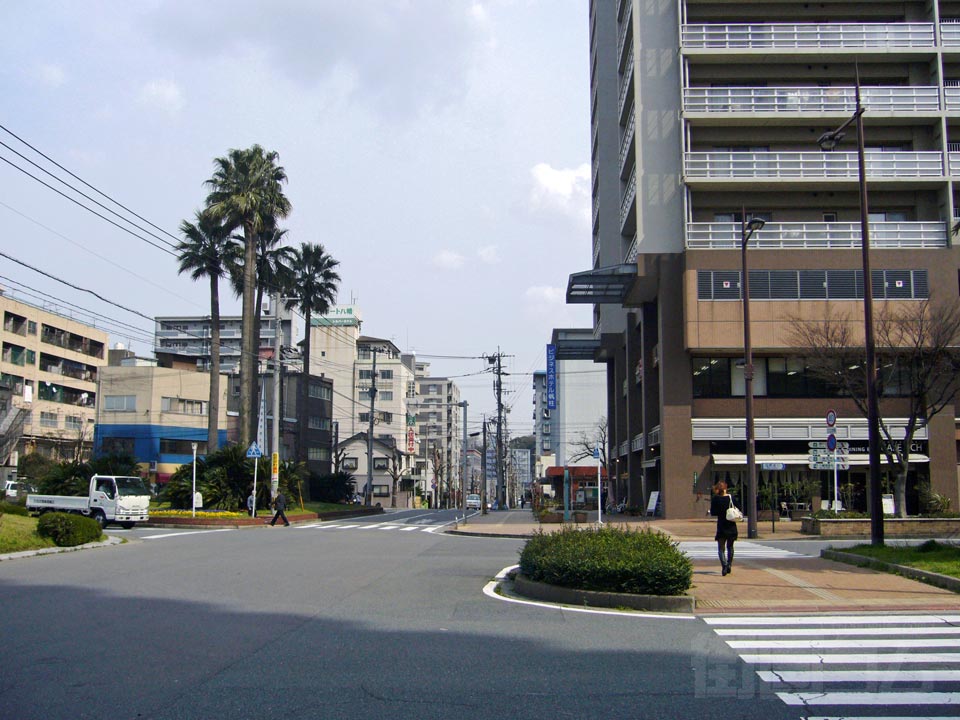 JR八幡駅前写真画像
