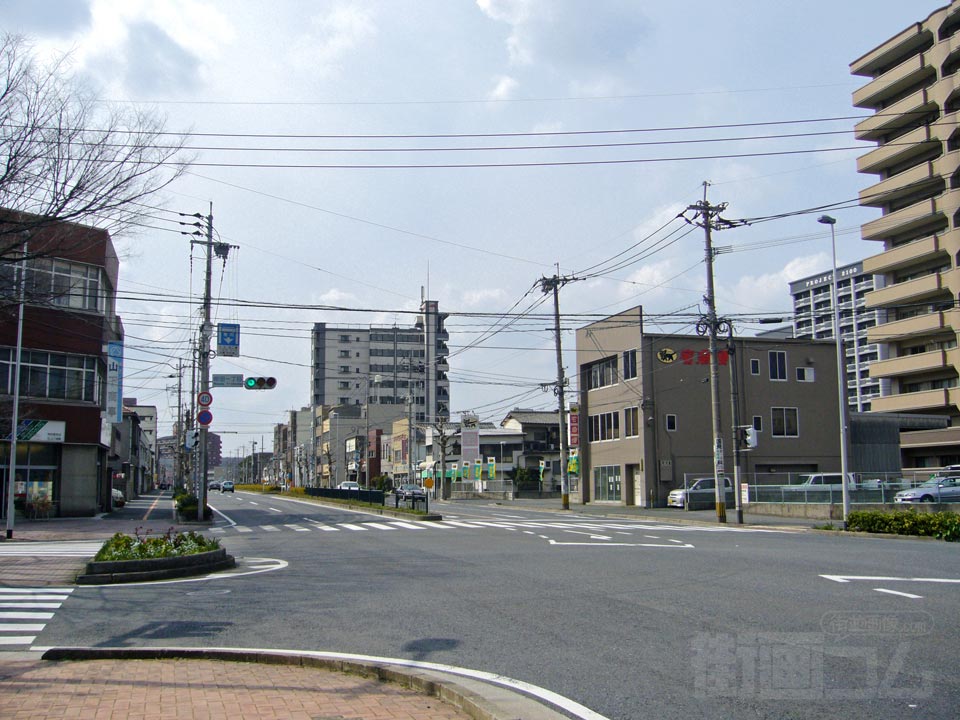 前田一丁目交差点写真画像