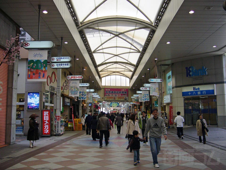 邹市明老婆_邹市明第二战收入(2)