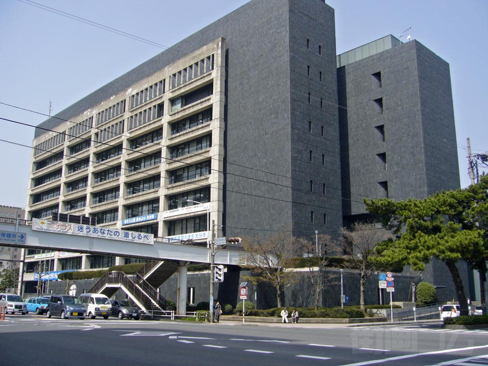 大分市役所前交差点