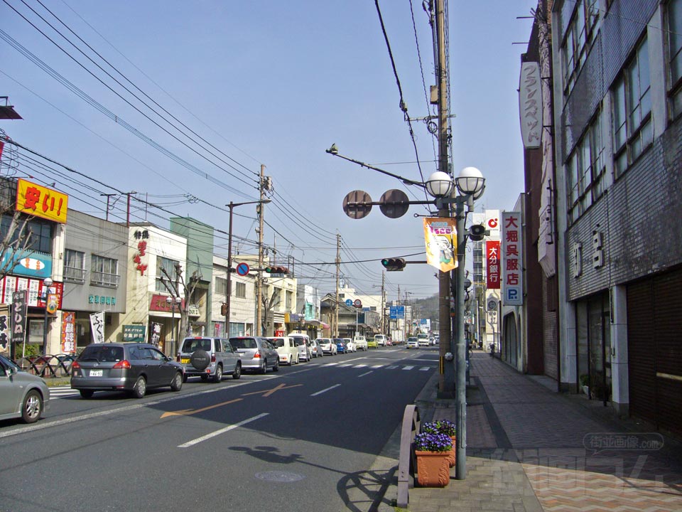 鶴崎商店街(愛媛街道)