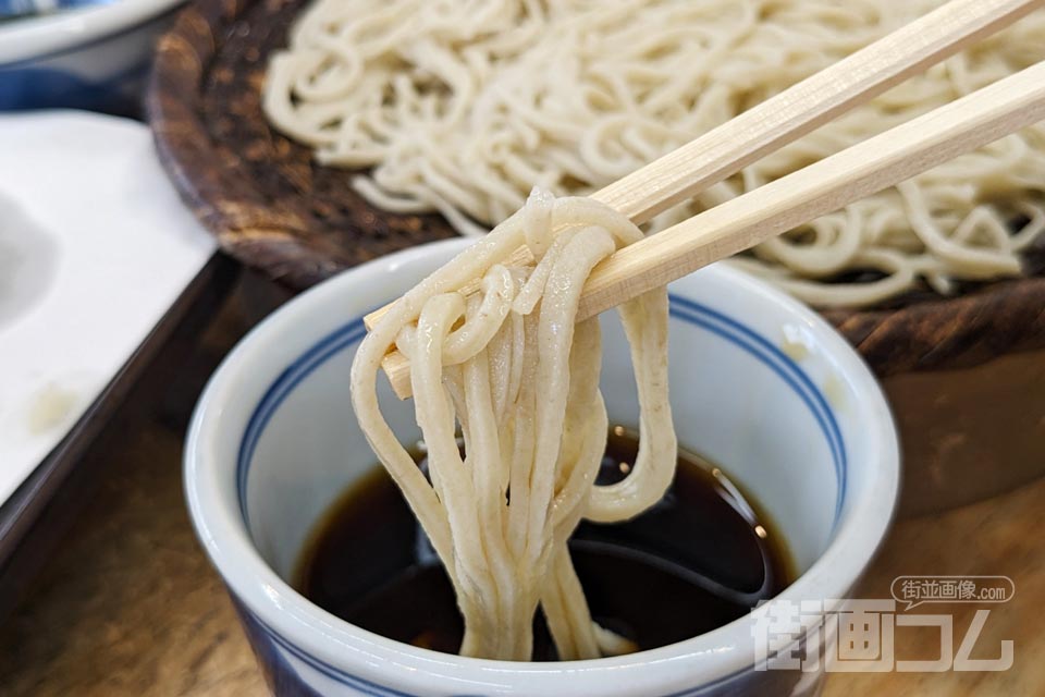 そば処湧水「湧水天もり」