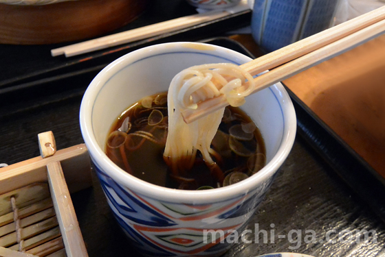 深大寺そば「多聞」の蕎麦つゆ