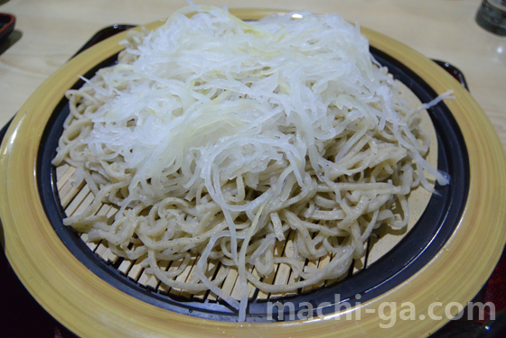 野村屋本店の「残雪(大根そば)」
