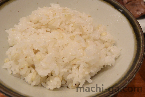 旨味太助の「牛たん定食」麦ご飯