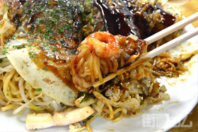 広島駅ビルアッセ1番人気の広島お好み焼き老舗店「麗ちゃん」