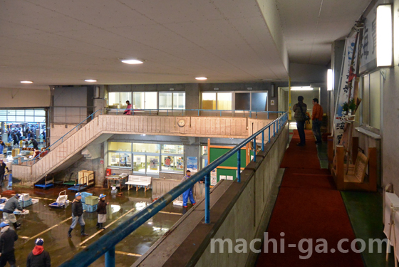 氷見漁港2階見学テラス