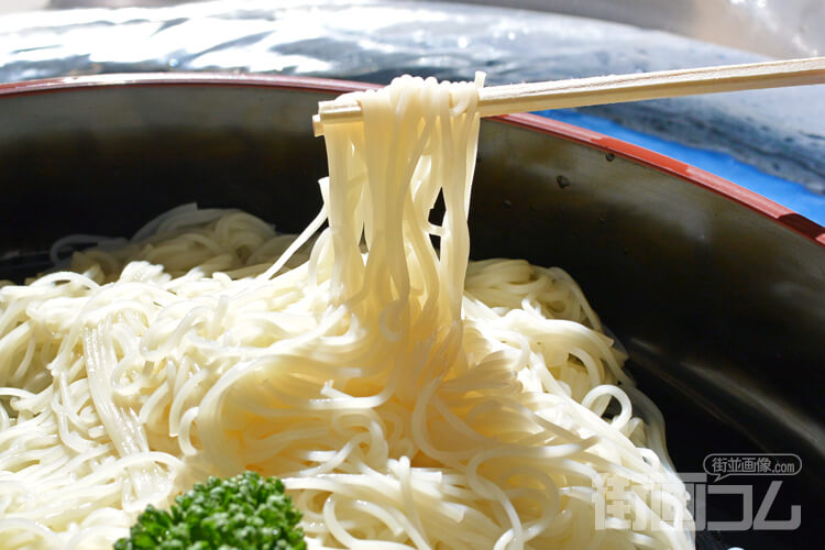 入館料かかる？揖保乃糸資料館「そうめんの里」で"そうめん流し"