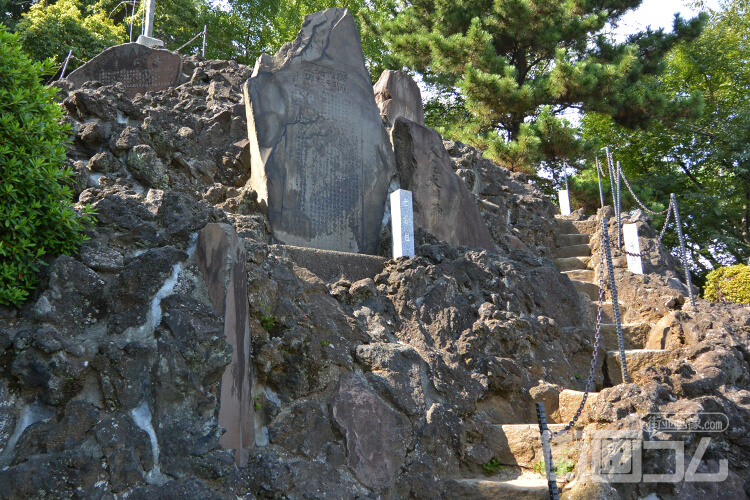 都内最大の富士塚?品川神社の富士山「品川富士」に登ってみた