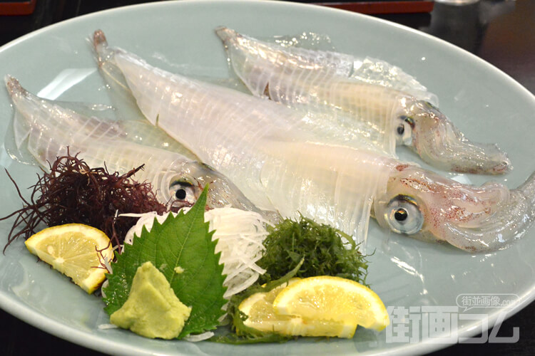 呼子で透明なイカを食う!一番人気店は海中レストラン「萬坊」