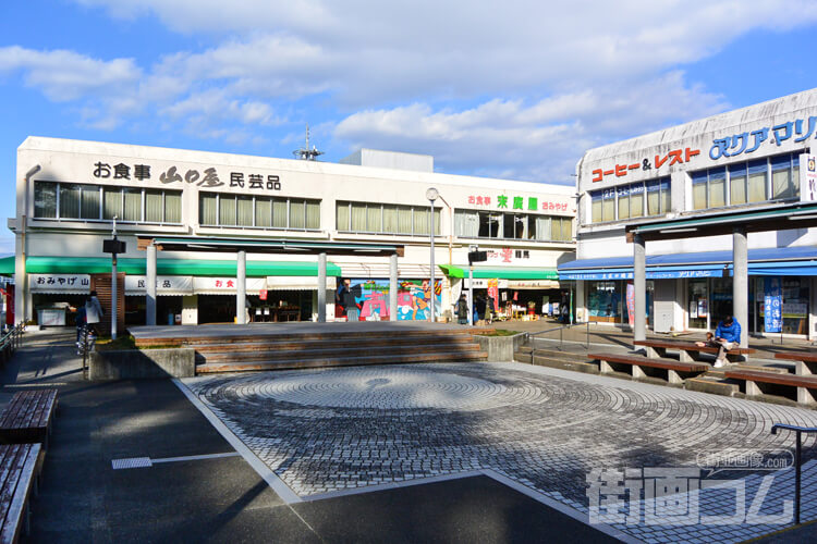 桂浜のお土産屋さんは高知屈指の規模