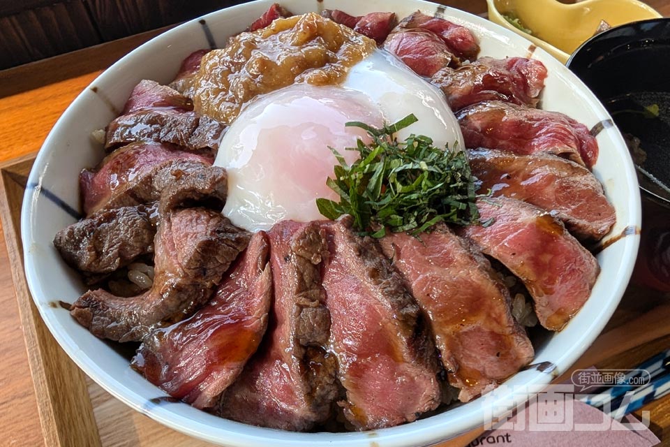 あか牛レストランmou「あか牛丼(大)」