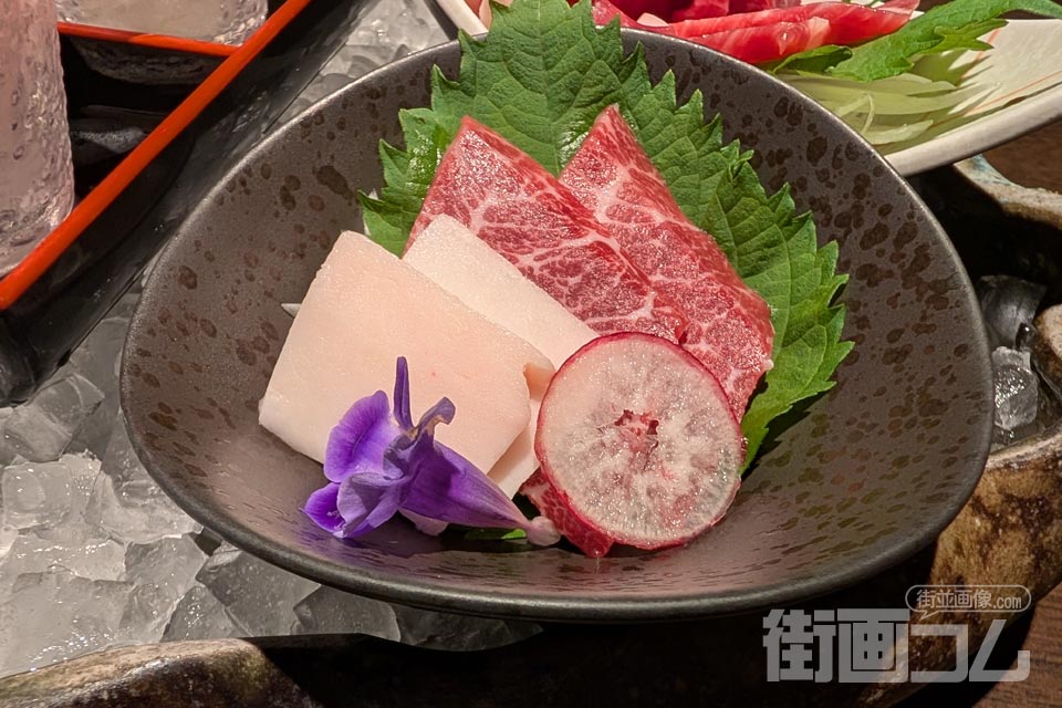 馬桜「特選馬刺し盛り(2人前)」