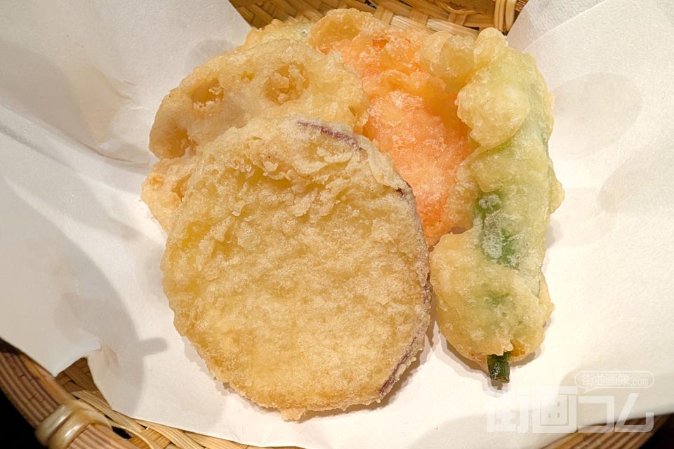 完熟屋本店「豚肉ほうとう天ぷらセット」